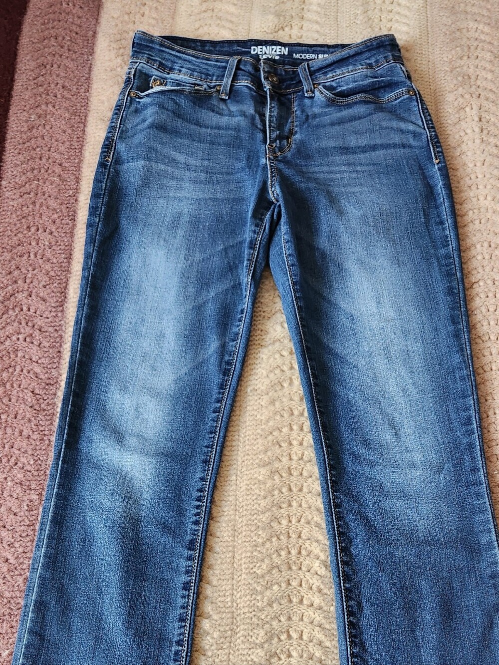 Denizen from Levi's Women's 27x32 Blue Straight-Leg Jeans